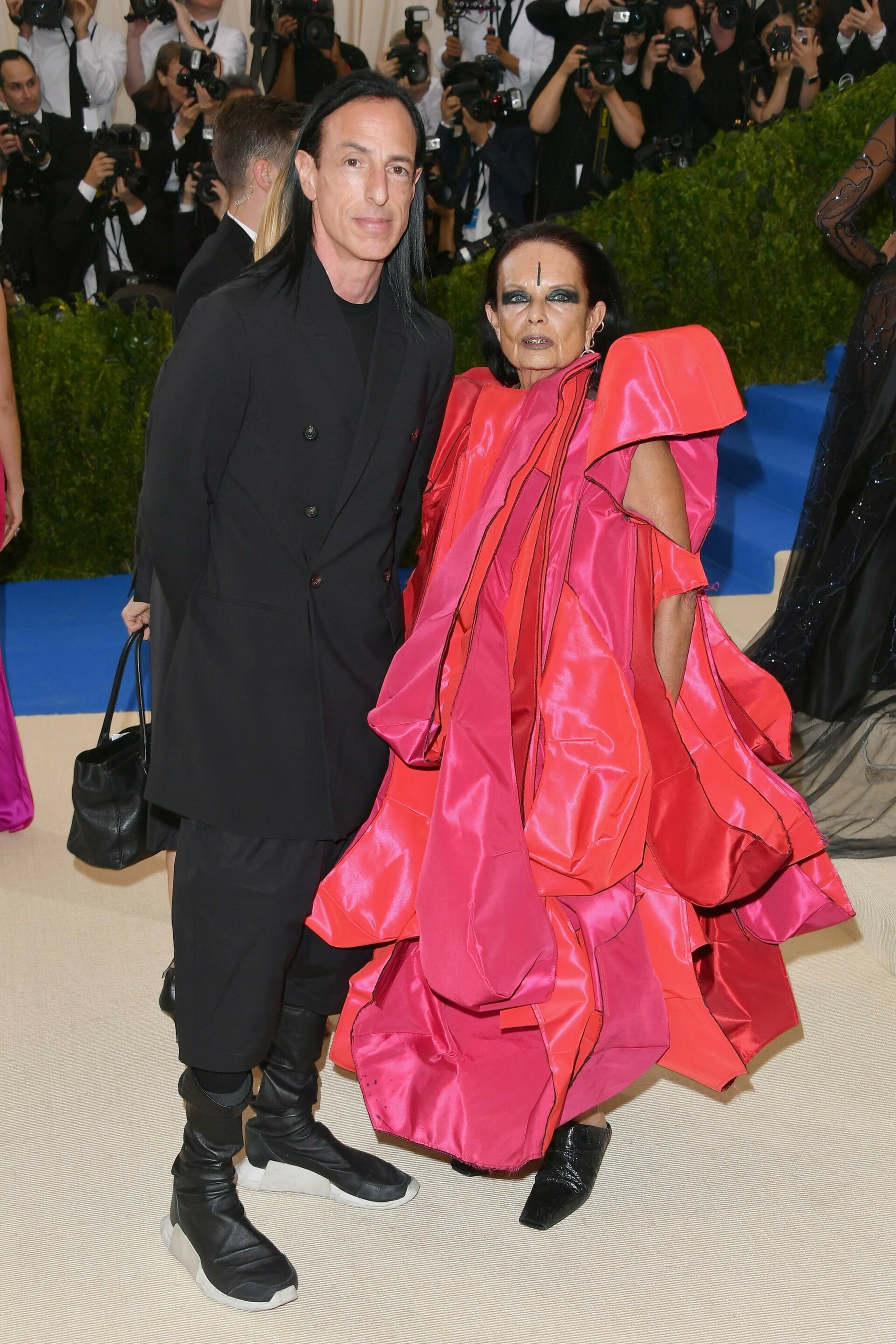 The Most Iconic Met Gala Looks From The Past Decade Voir Fashion