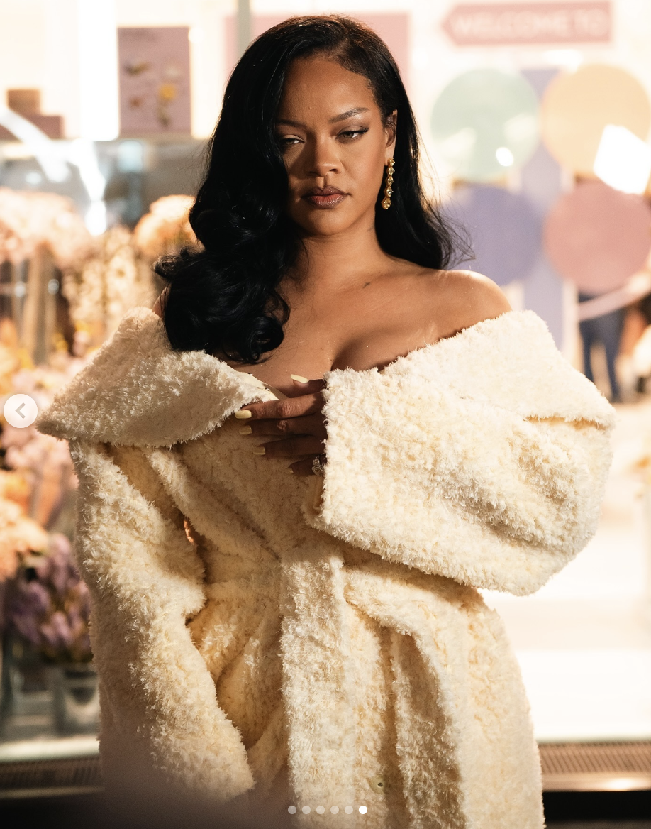 Fenty clothing uk best sale